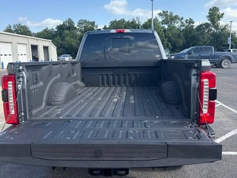 Used 2025 Ford F350 Lariat w/ Black Appearance Package AWD/4WD image 3
