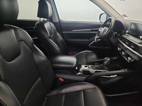 Used 2020 Kia Telluride S AWD/4WD image 21