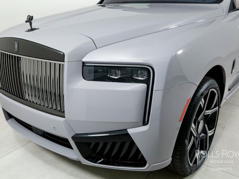 New 2027 Rolls-Royce Cullinan Black Badge AWD/4WD image 46