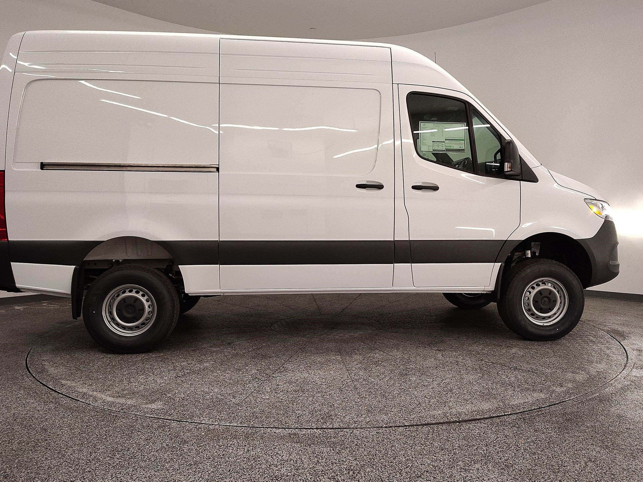 Used 2026 Mercedes-Benz Sprinter 2500 image 7