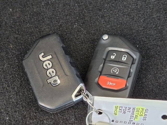 Used 2023 Jeep Wrangler Unlimited w/ Cold Weather Group AWD/4WD image 37