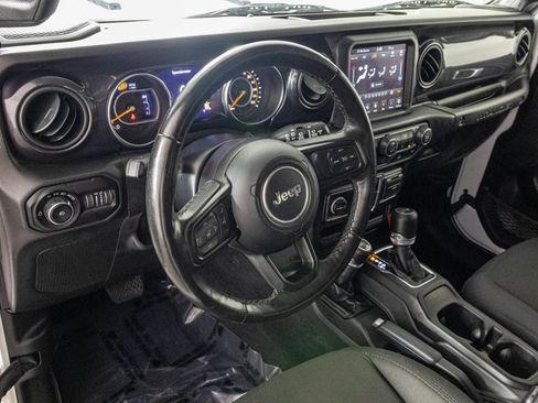 Used 2022 Jeep Wrangler Unlimited Sport AWD/4WD image 4