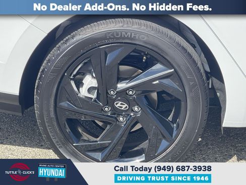 Certified 2026 Hyundai Elantra Sport FWD image 14