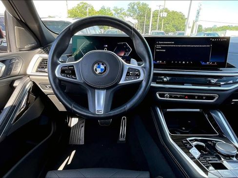 Used 2025 BMW X6 xDrive40i AWD/4WD image 8