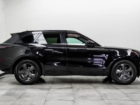 Used 2025 Land Rover Range Rover Velar Dynamic SE image 10