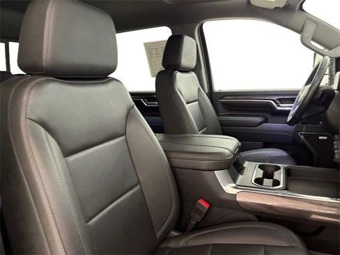 Used 2024 Chevrolet Silverado 2500 LTZ w/ LTZ Premium Package image 14