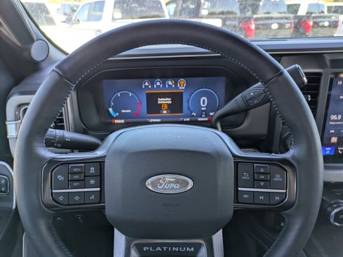 Used 2025 Ford F250 Platinum AWD/4WD image 23