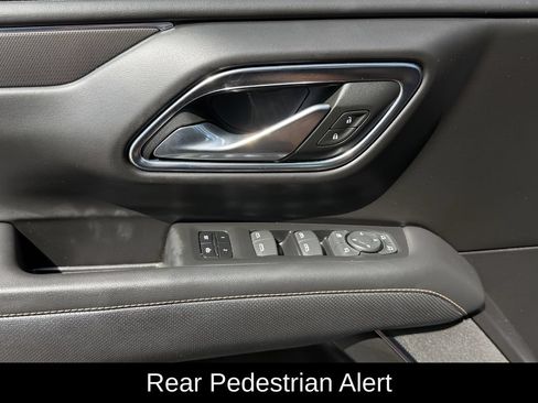 Used 2023 GMC Yukon AT4 w/ AT4 Premium Plus Package AWD/4WD image 32