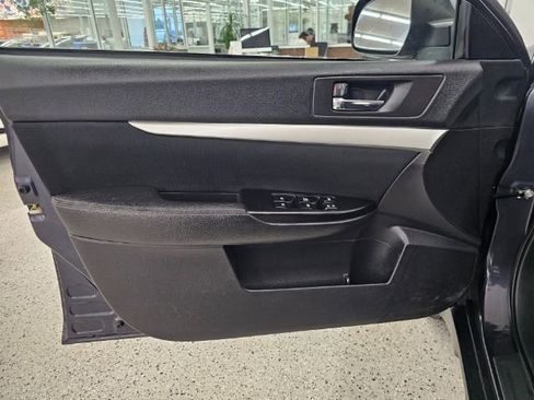 Used 2013 Subaru Outback 2.5i Premium image 28