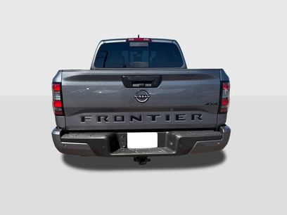 New 2026 Nissan Frontier SV w/ Tow Package