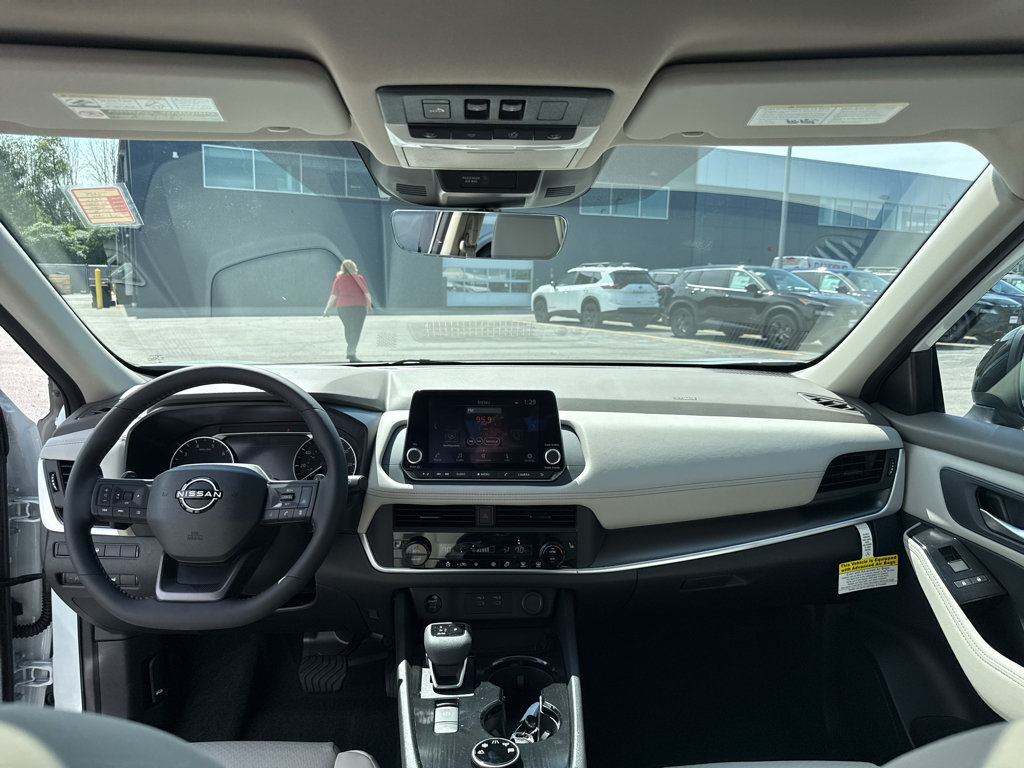 New 2026 Nissan Rogue Dark Armor AWD/4WD image 28