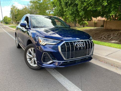 Used 2025 Audi Q3 2.0T Premium AWD/4WD image 2