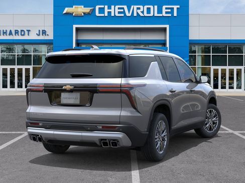 New 2026 Chevrolet Traverse LT FWD image 6