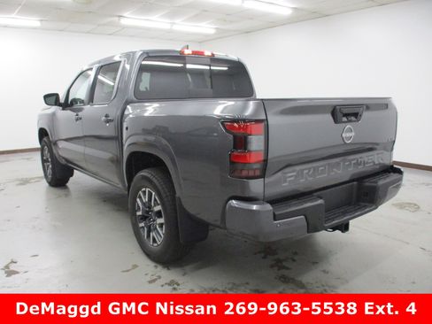 New 2026 Nissan Frontier SV w/ SV Convenience Package image 3