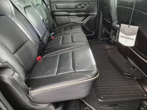 Used 2022 RAM 1500 Limited AWD/4WD image 32