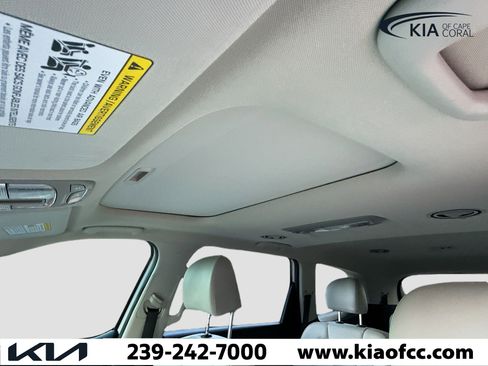 Certified 2024 Kia Telluride S w/ S Sunroof Package image 28