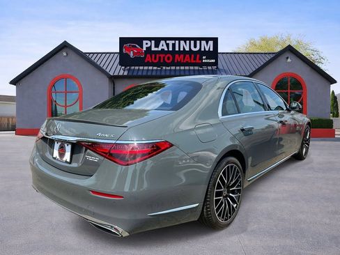 Used 2024 Mercedes-Benz S 580 4MATIC Sedan image 2