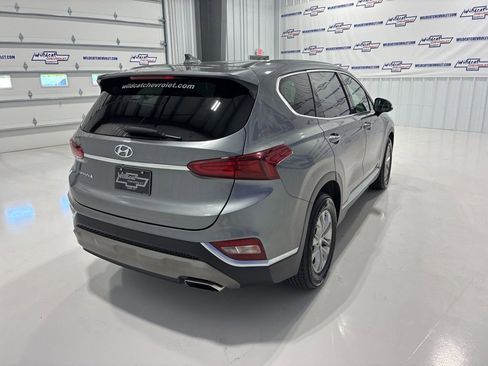 Used 2019 Hyundai Santa Fe SEL FWD image 6