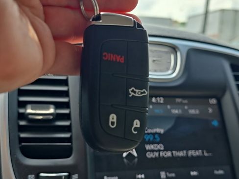 Used 2018 Chrysler 300 Touring w/ Sport Appearance Package image 41