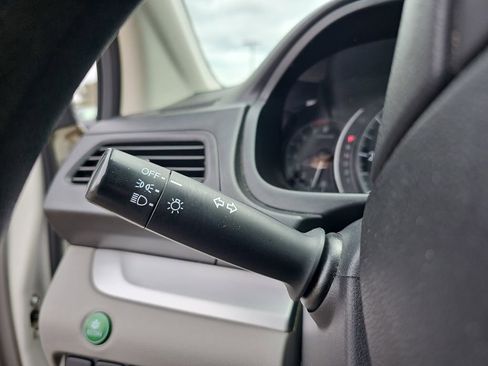 Used 2012 Honda CR-V LX image 28