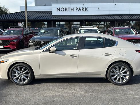 Certified 2025 MAZDA MAZDA3 s image 5