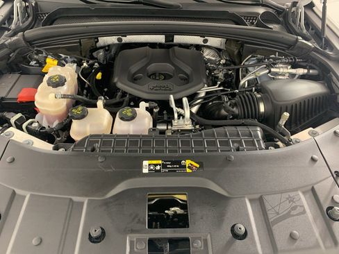 Used 2023 Jeep Grand Cherokee 4WD 4xe w/ Luxury Tech Group II image 11