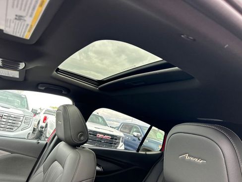 New 2026 Buick Envista Avenir FWD image 29