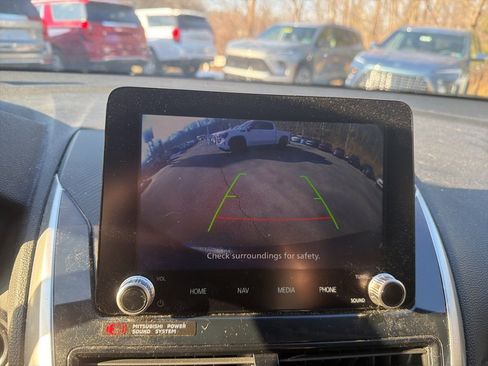 Used 2022 Mitsubishi Eclipse Cross SE image 17