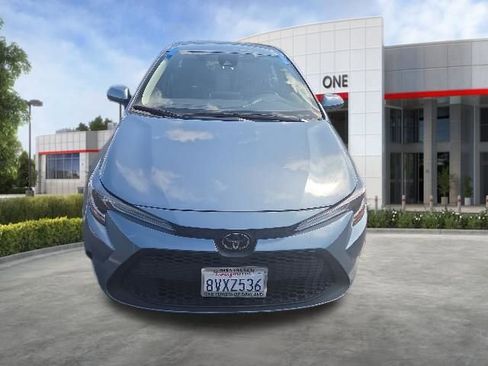 Used 2021 Toyota Corolla LE w/ Carpet Mat Package (TMS) FWD image 3