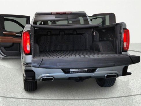 Used 2024 GMC Sierra 1500 Denali Ultimate AWD/4WD image 7