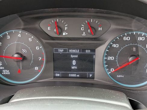Used 2025 Chevrolet Malibu LT FWD image 31