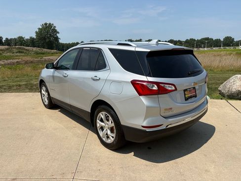 Used 2020 Chevrolet Equinox Premier FWD image 7