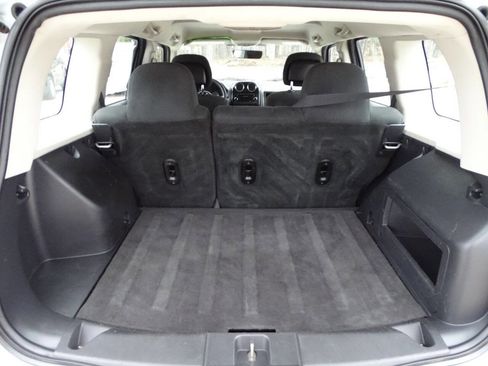 Used 2015 Jeep Patriot Sport image 24