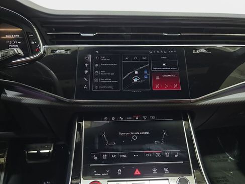 New 2026 Audi SQ8 Prestige image 19