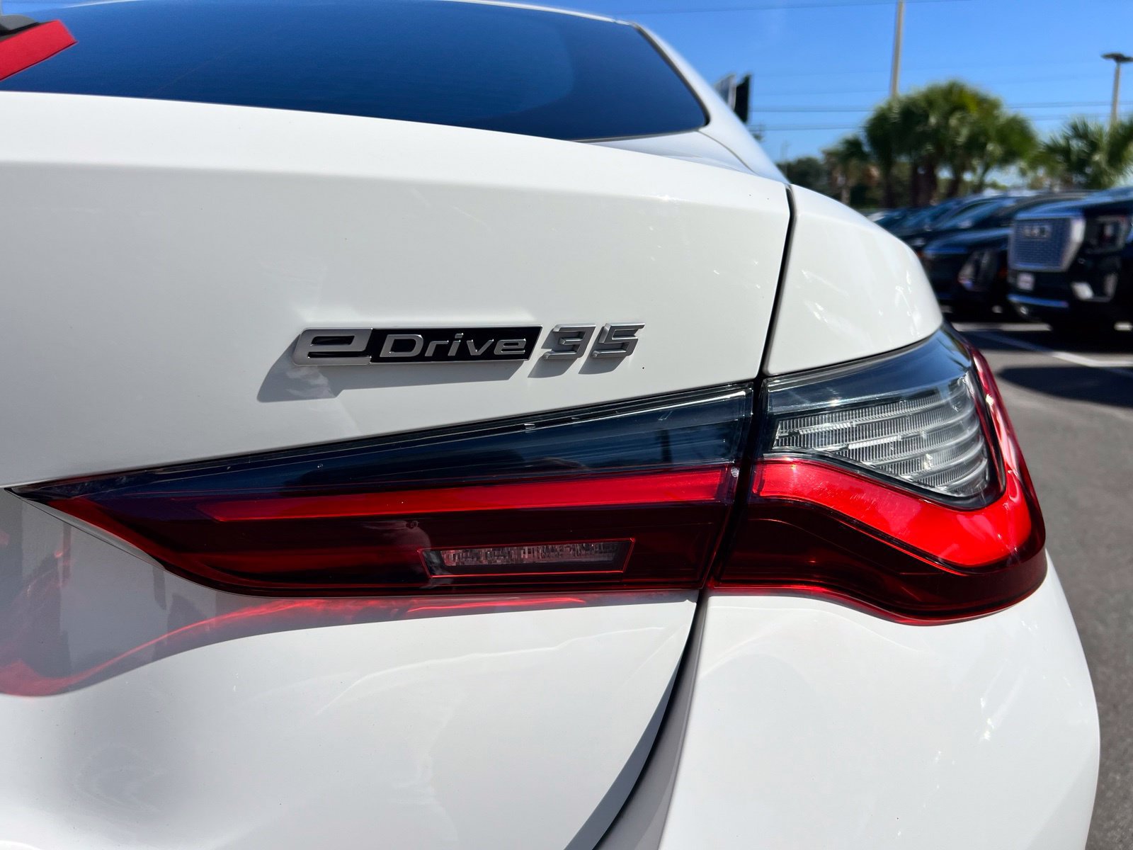 Used 2024 BMW i4 eDrive35 w/ Premium Package RWD image 28