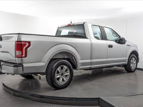 Used 2017 Ford F150 XL w/ Equipment Group 101A Mid RWD image 8