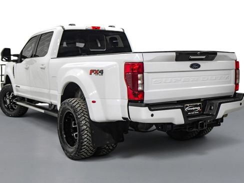 Used 2022 Ford F350 Lariat w/ Lariat Value Package AWD/4WD image 9