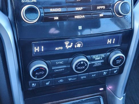 Used 2022 Subaru Ascent Touring image 24