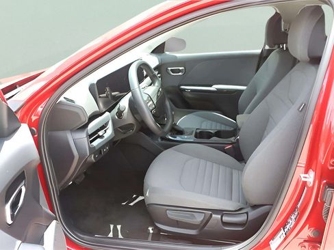 Used 2025 Kia K4 EX FWD image 9