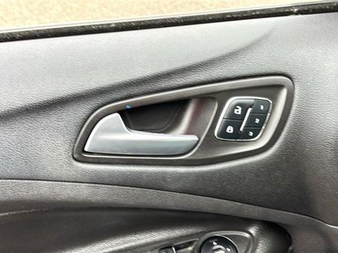 Used 2013 Ford Escape SEL image 8