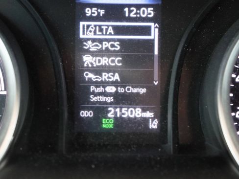 Used 2023 Toyota Camry LE image 20