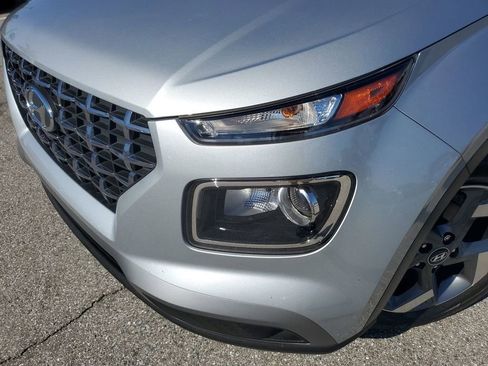 Certified 2023 Hyundai Venue SEL w/ Cargo Package image 16