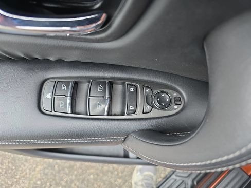 Used 2019 Nissan Armada SL w/ Premium Package RWD image 28