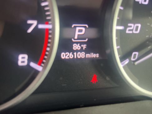 Used 2020 Acura ILX w/Premium 4dr Sedan Package image 7