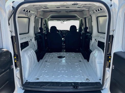 Used 2022 RAM ProMaster City Tradesman FWD image 23