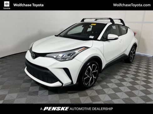 Used 2021 Toyota C-HR XLE FWD image 1