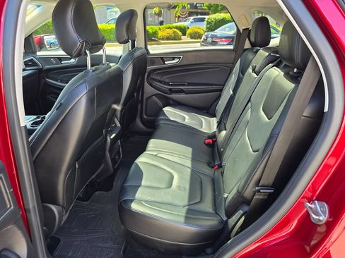 Used 2015 Ford Edge Titanium AWD/4WD image 16