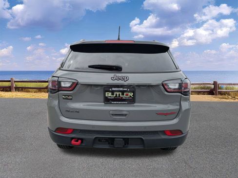 Used 2023 Jeep Compass Trailhawk w/ Trailhawk Elite Group image 7