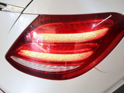 Used 2017 Mercedes-Benz E 43 AMG 4MATIC Sedan image 29