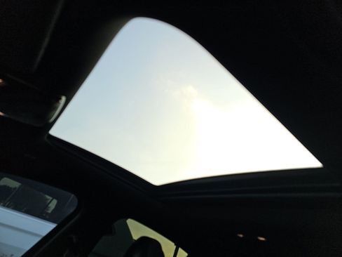 Used 2022 BMW M3 Competition w/ M Carbon Exterior Package image 13